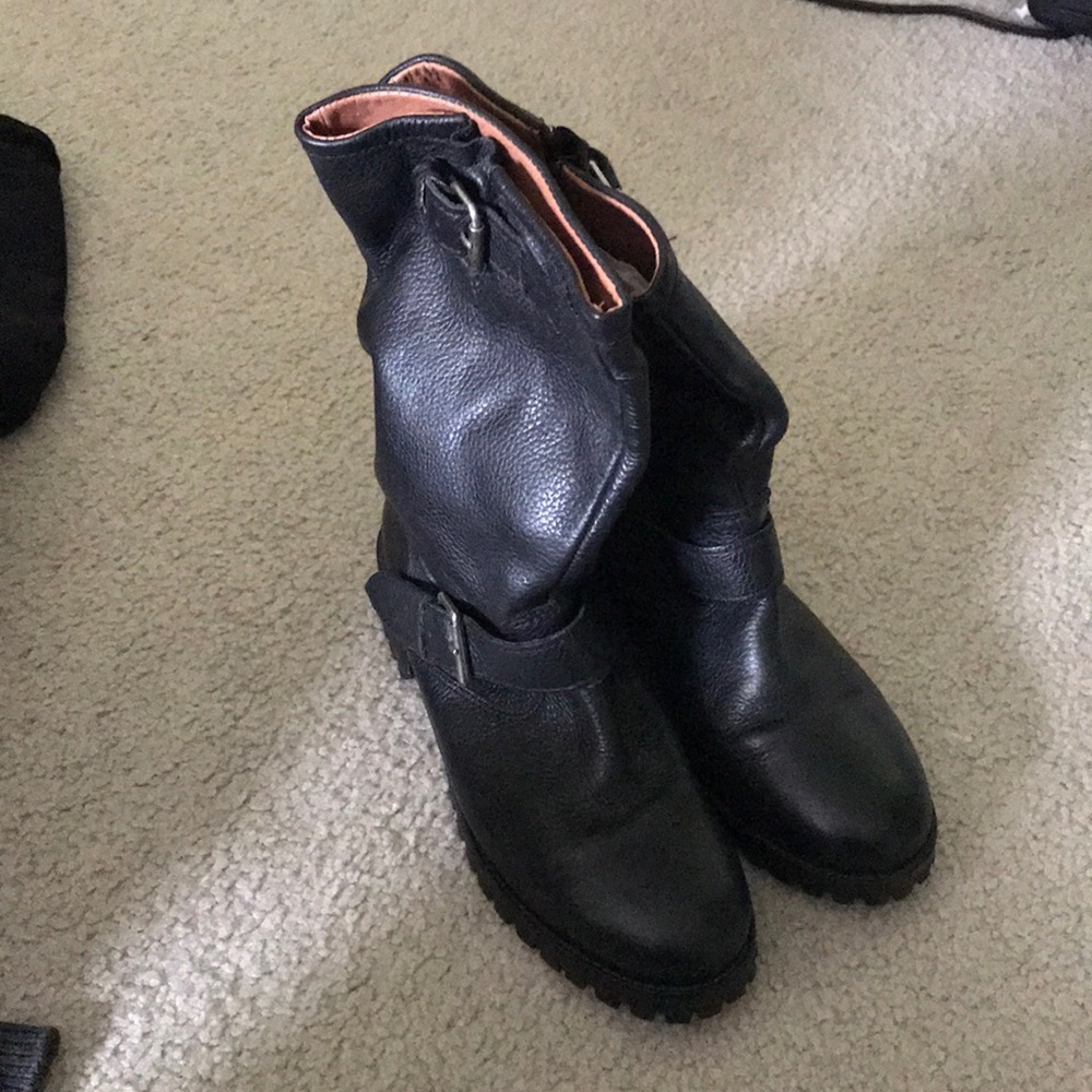 Leather boots